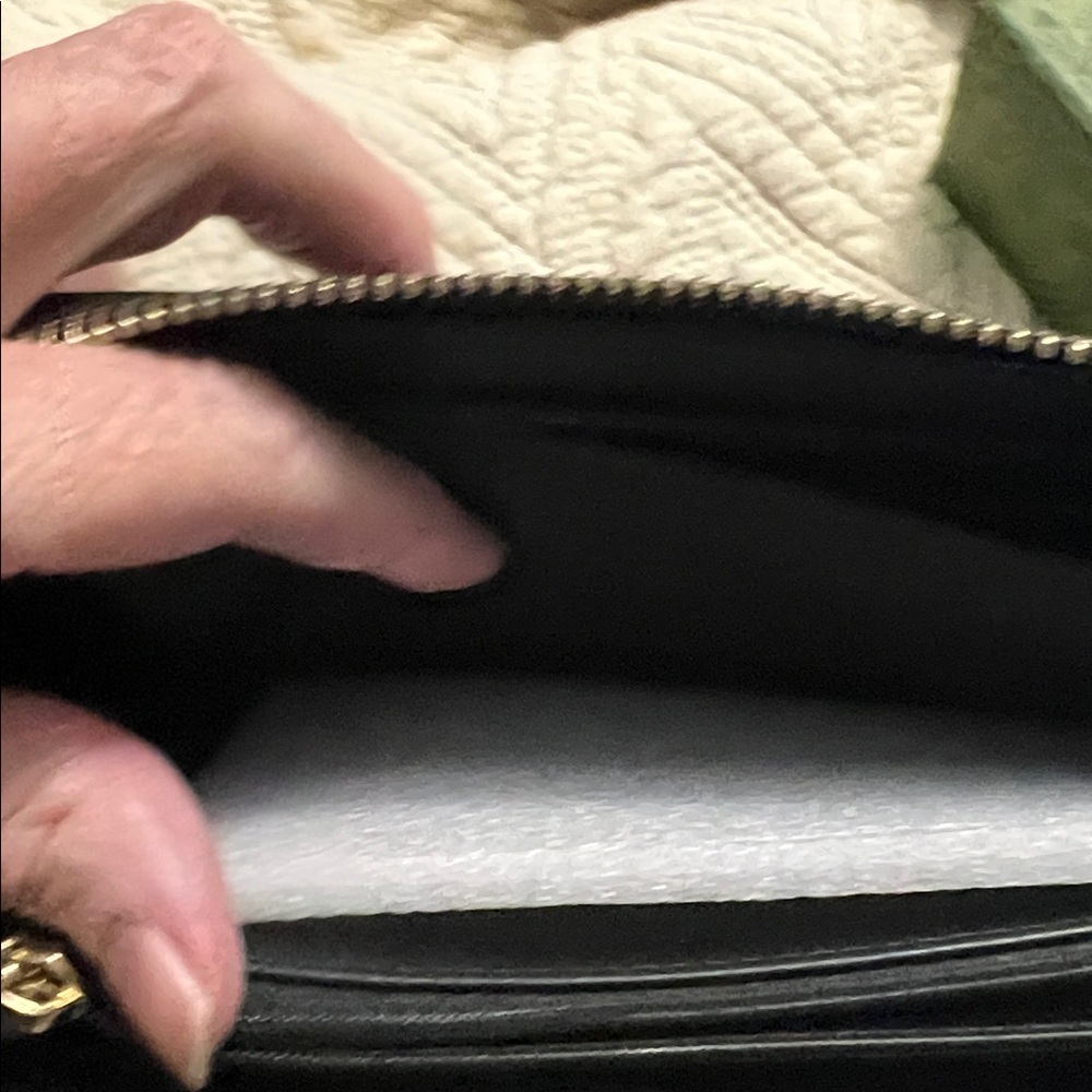 Gucci Black Quilted Leather Zip-Around Wallet with Gold Double G Hardware - Picture 10 of 16